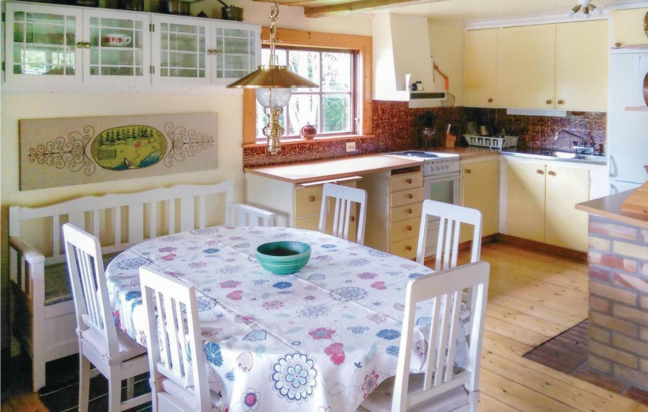 3 Bedroom Cozy Home In Amal Torpane Bagian luar foto