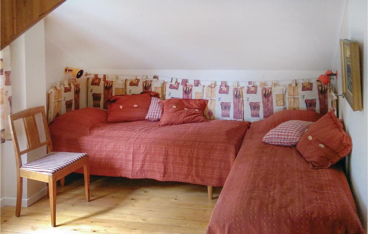 3 Bedroom Cozy Home In Amal Torpane Bagian luar foto